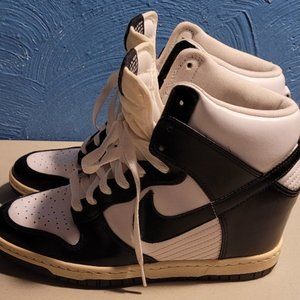 Nike Black & White High Top Shoes Womens Size 9